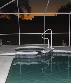 Outdoor pool, a heated pool - Military Owned and Operated Free Pool and Spa Heat 8 miles to Disney (Clermont)