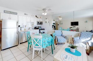 Interior - Amazing View Right on the Beach! As Good as it Gets! (Ft. Walton Beach)