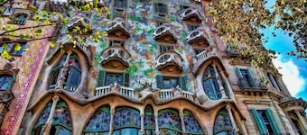 Amazing Boutique Apartment Steps Away To Major Sightseeing's