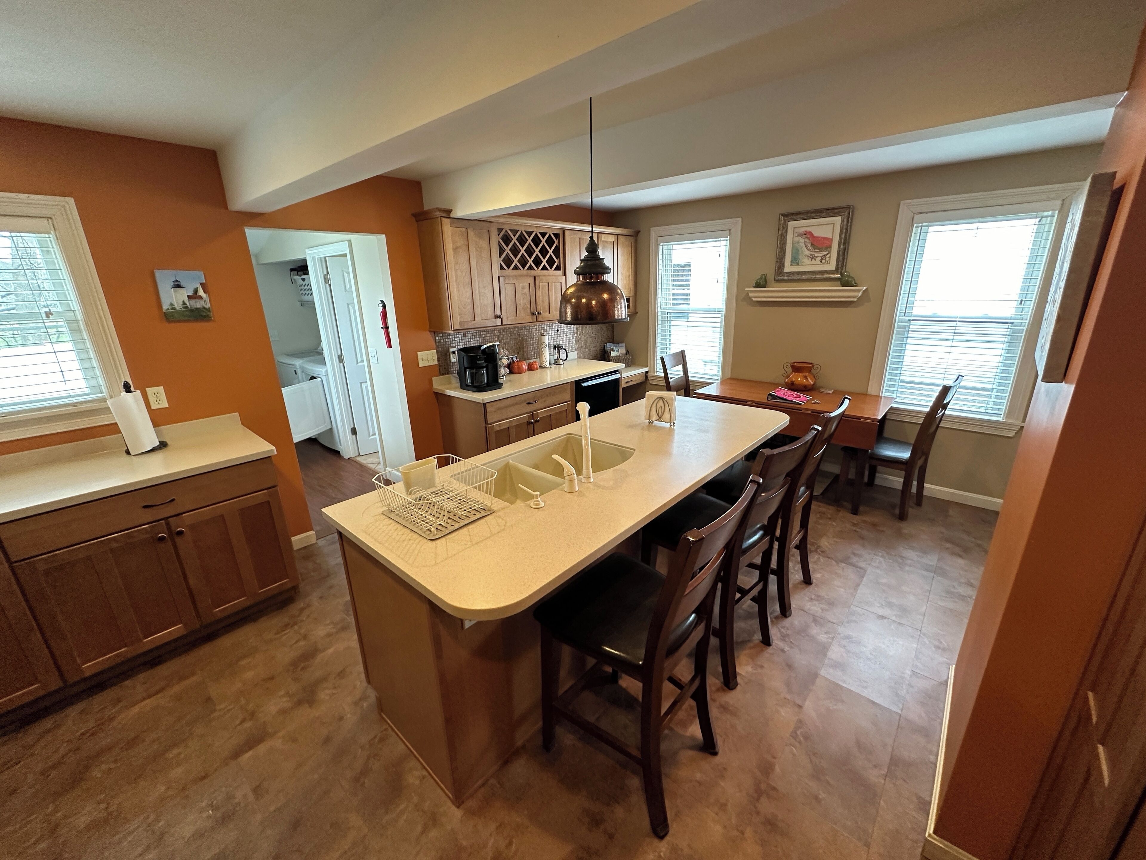 雪櫃、微波爐、焗爐、爐具