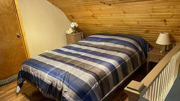 3 chambres, fer et planche à repasser, Wi-Fi gratuit, draps fournis