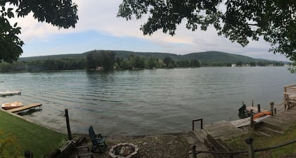 Lovely Lakefront Lifestyle
