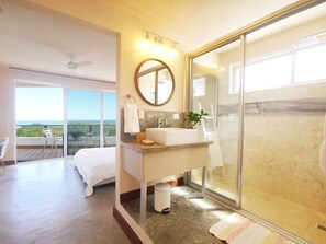 5 bedrooms, in-room safe, iron/ironing board, travel crib