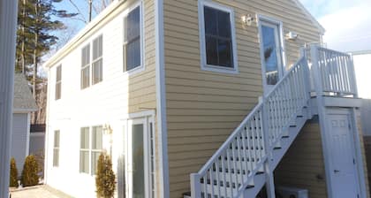 A short walk everywhere. Great Fall and Spring Rates