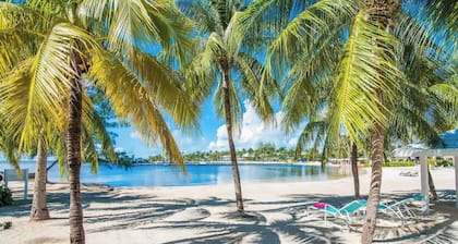 Korner Kai - Waterfront Condo in Cayman Kai