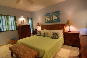 1 Schlafzimmer, Betten mit Memory-Foam-Matratzen, Zimmersafe