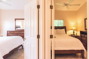5 slaapkamers, lakens van Egyptisch katoen, luxe beddengoed