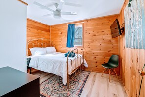 3 makuuhuonetta, silitysrauta/-lauta, vauvan matkasänky, ilmainen Wi-Fi