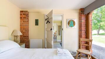 2 Schlafzimmer, Bügeleisen/Bügelbrett, Reisekinderbett, kostenloses WLAN