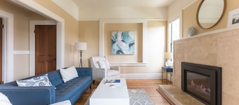 Uptown in Downtown Mill Valley! The only 3bd/2ba in the heart of the city!
