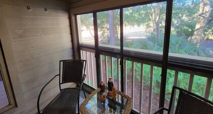 EXCEPTIONAL Large and Private Villa in Palmetto Dunes Resort!! 5-Star Reviews!!!