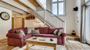 Smart TV, fireplace, video games, Netflix