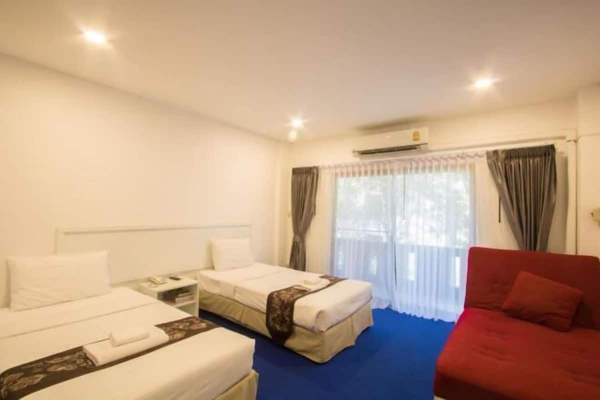1 bedroom, free WiFi, bed sheets