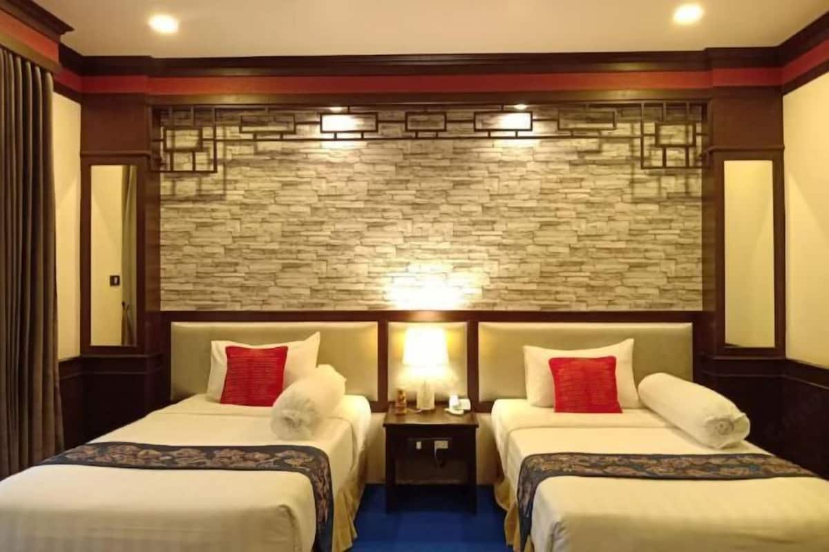 1 bedroom, free WiFi, bed sheets