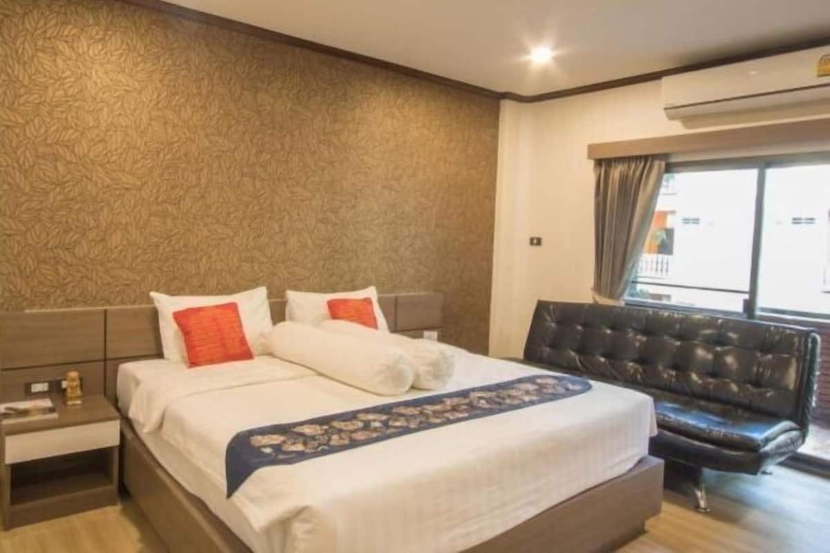 1 bedroom, free WiFi, bed sheets