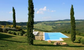 Outdoor pool, an infinity pool
