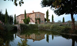 Esterni