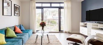 Modern Apartment In Trendy De Waterkant
