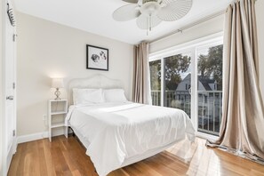4 habitaciones, escritorio, tabla de planchar con plancha y wifi gratis 