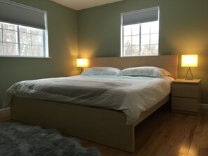 3 habitaciones, escritorio, tabla de planchar con plancha y wifi gratis