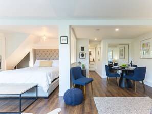 1 bedroom, desk, iron/ironing board, free WiFi