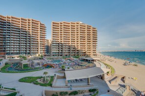 Am Strand, Strandtücher