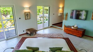 4 bedrooms, in-room safe, desk, iron/ironing board - Whispers of the Caribbean: Villa Azur’s Private Pool, Jacuzzi & Timeless Luxury (Les Terres Basses)