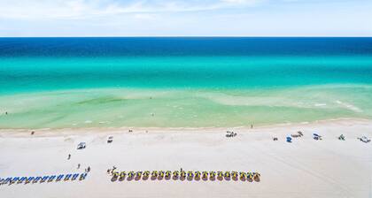 Oct/ Nov Fall Getaways! Huge Balcony!