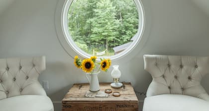 Modern Farmhouse ~ New Construction ~ Private Access To Leelanau Trail