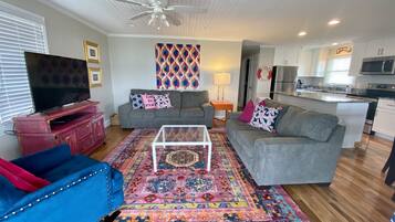 Smart TV, DVD player