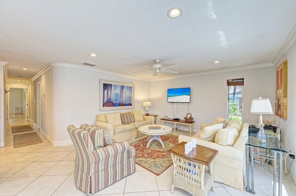 Smart TV, ping pong, books