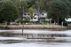 Exterior - "Old River House", FAMOUS HISTORIC ELEGANCE. Waterfront/Crashing Ocean Sounds  (Kennebunkport)