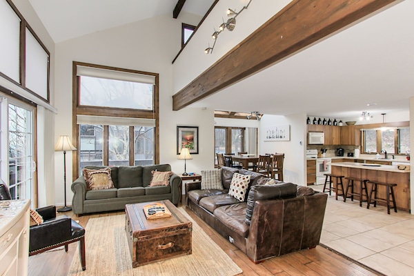 リビング エリア