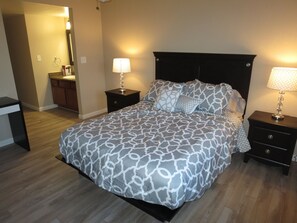 2 bedrooms, desk, iron/ironing board, free WiFi