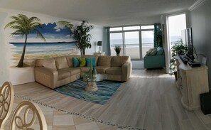 Smart TV, DVD player, books, stereo - Luxury Escape! Fabulous Views! Ocean Front, Huge Private Balcony, Pool (Ocean City)