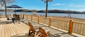 Hermosa casa frente al mar de 5 dormitorios en Grand Lake - muelle privado - rampa para botes