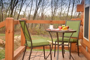 تناول الطعام بالخارج