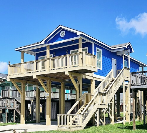 ...Private Beach....!!!... Away From The Crowds ...!!!...Ocean Views.