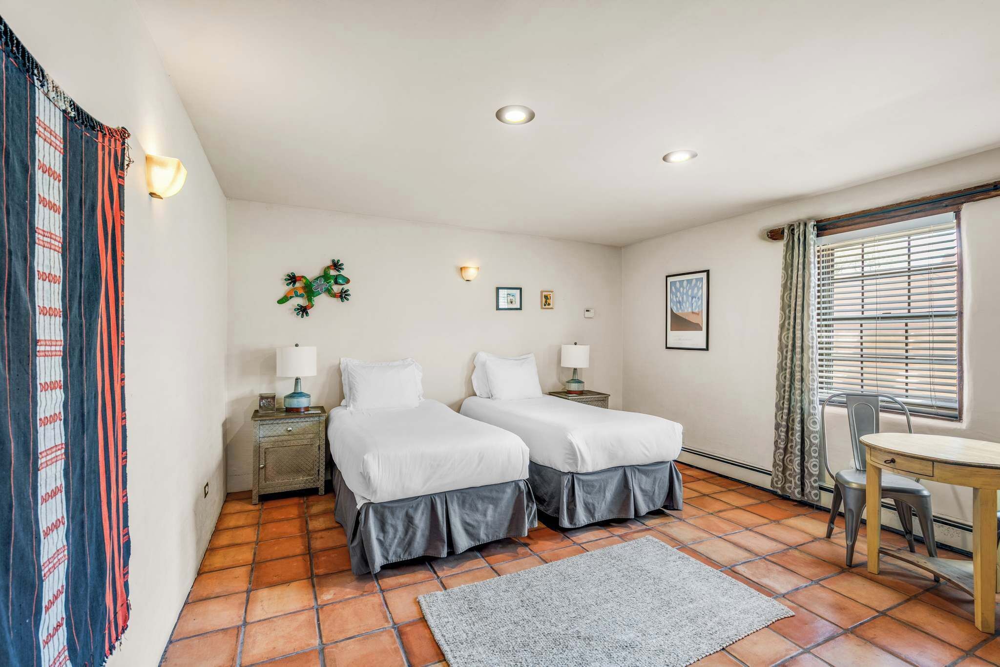 3 chambres, fer et planche à repasser, Wi-Fi, literie fournie
