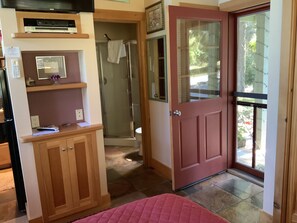 1 habitación, camas con efecto memoria, wifi y ropa de cama