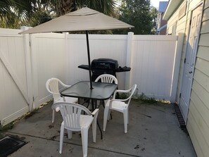 Outdoor dining