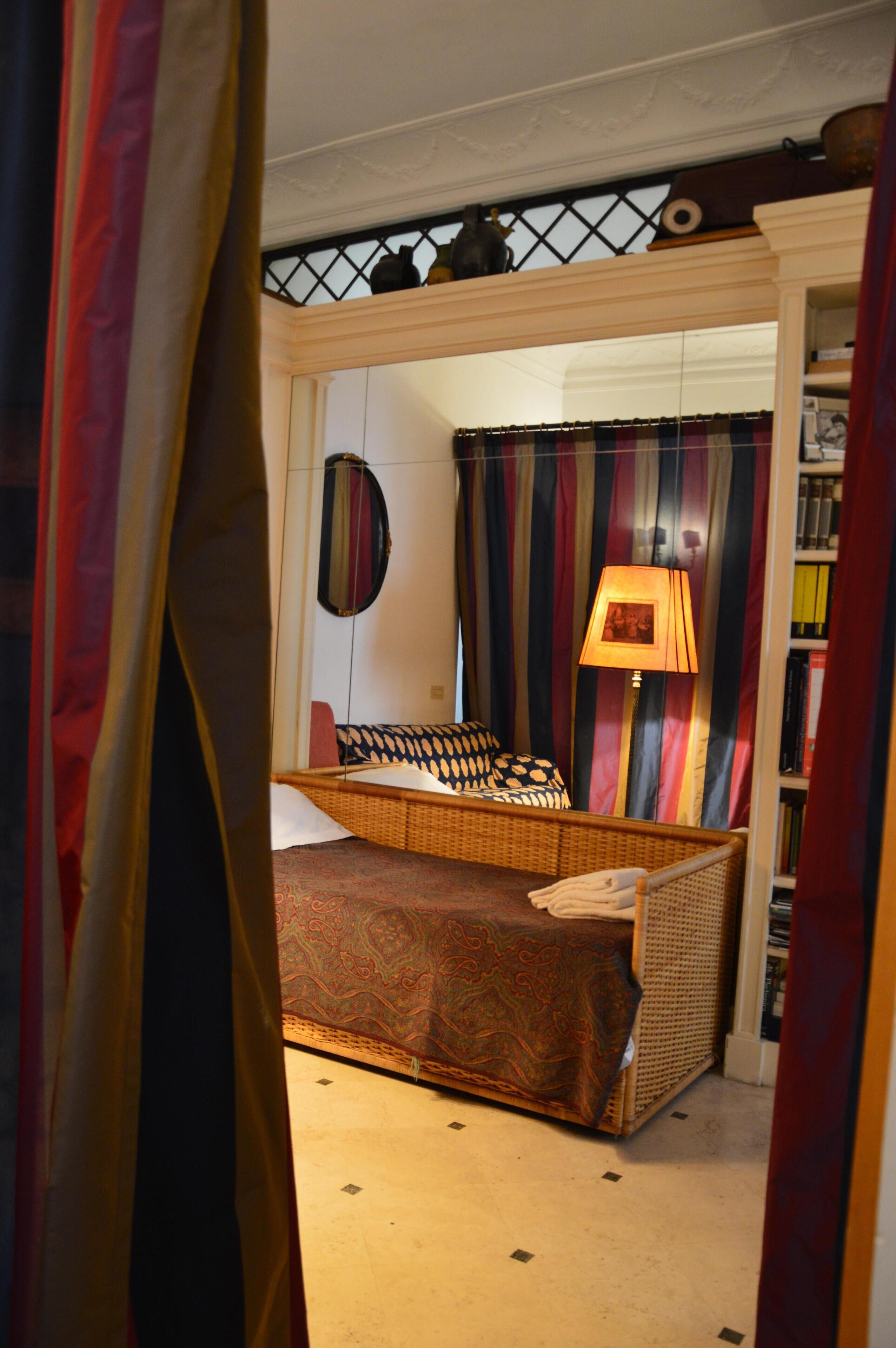 4 Schlafzimmer, Betten mit Memory-Foam-Matratzen, Bügeleisen/Bügelbrett