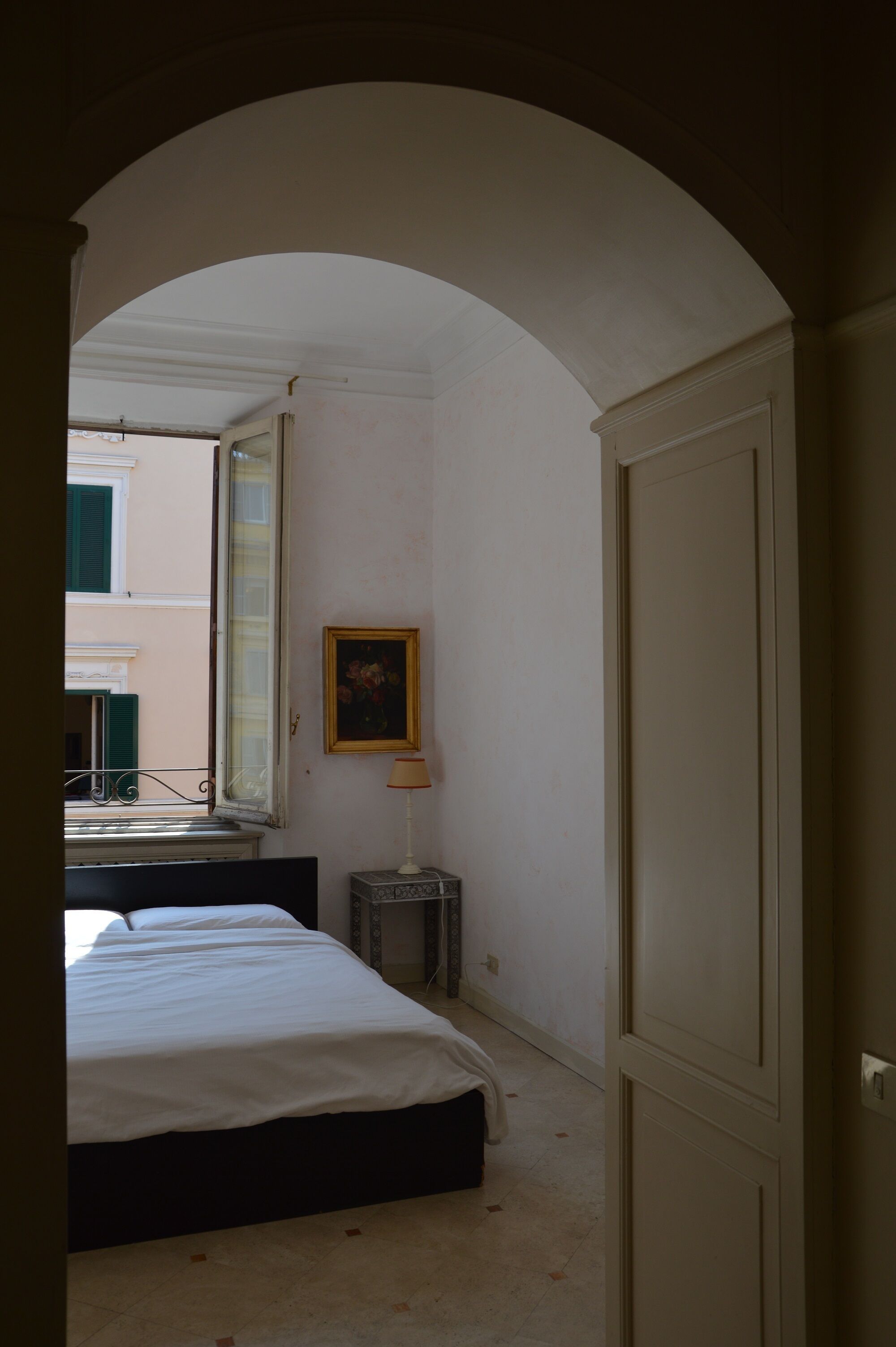 4 bedrooms, memory foam beds, iron/ironing board, free WiFi