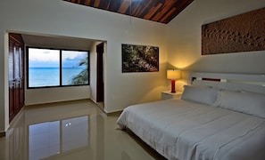5 bedrooms, iron/ironing board, travel cot, WiFi