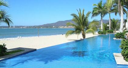 Gorgeous Oceanfront Luxury Condo in the Heart of Bucerias!