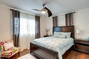 3 bedrooms, iron/ironing board, WiFi, bed sheets