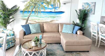 Kaunis Ocean Front, 2 makuuhuonetta, aivan rannalla, uima-altaalla