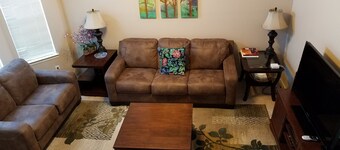 Mi Casa Es Su Casa - Clean and Cozy 10 mins from Ft Bliss with Refrigerated Air