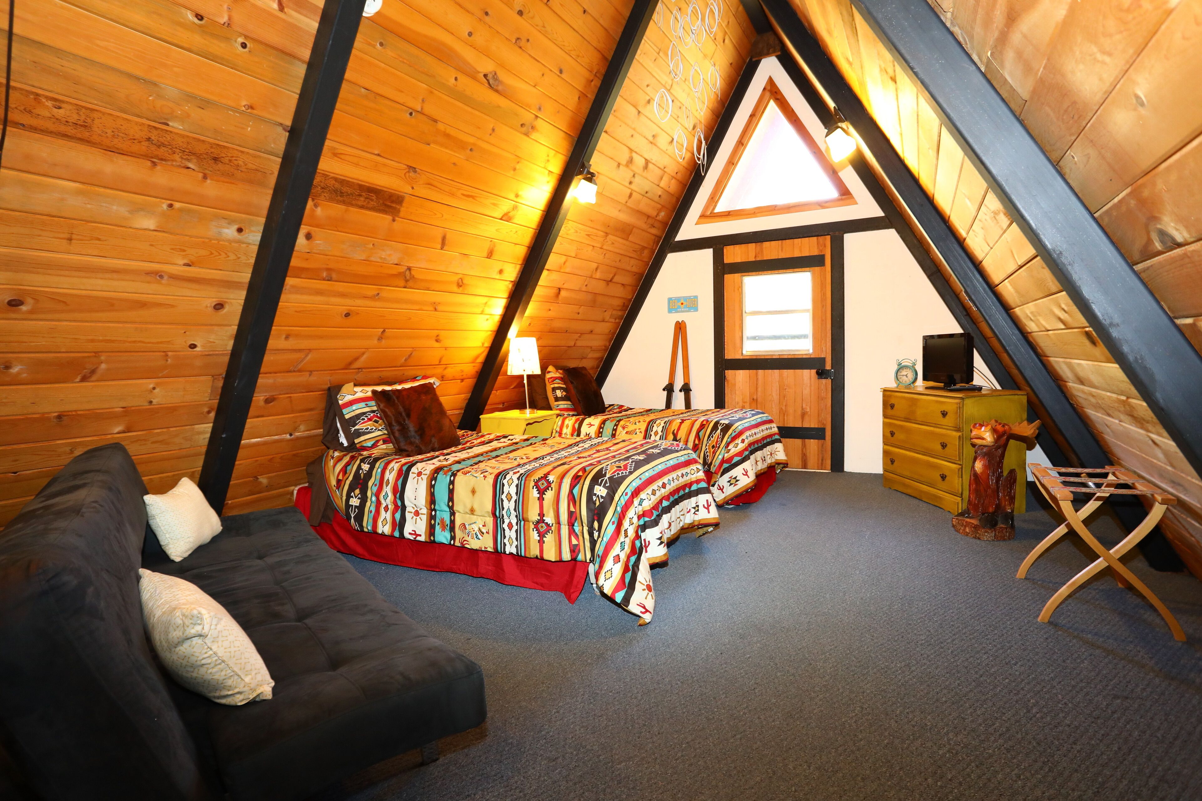 3 chambres, fer et planche à repasser, Wi-Fi gratuit, draps fournis