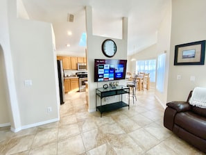 Smart-TV, DVD-Player
